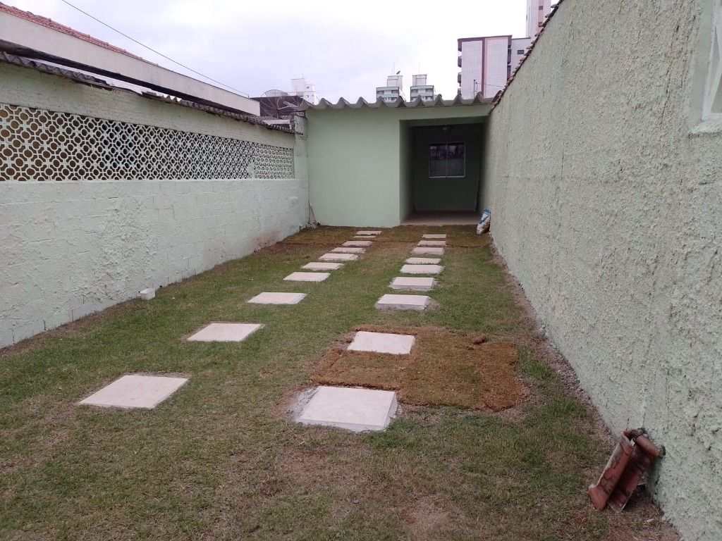 Casa em Praia Grande, no bairro Ocian