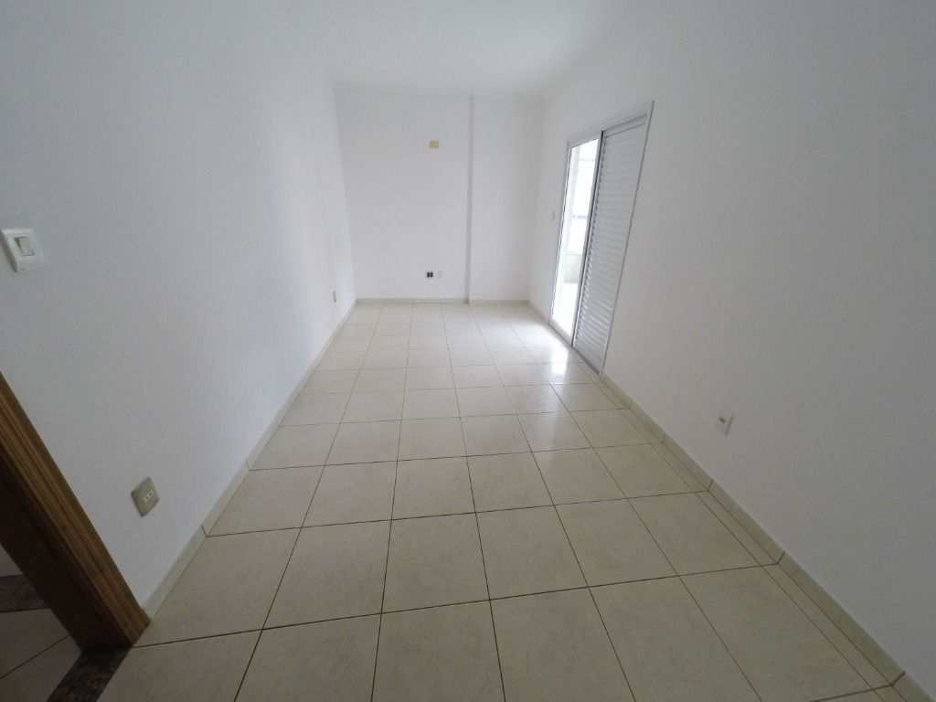 Apartamento em Praia Grande, no bairro Tupi
