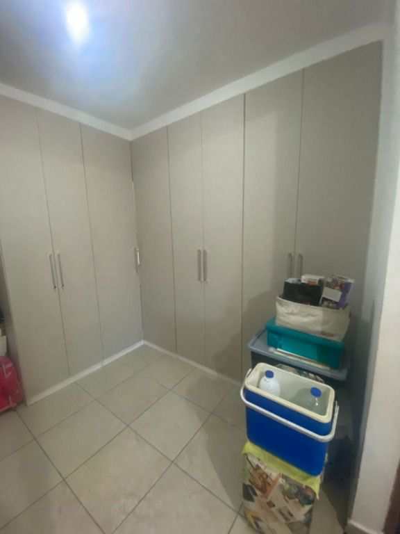 Casa em Praia Grande, no bairro Aviação
