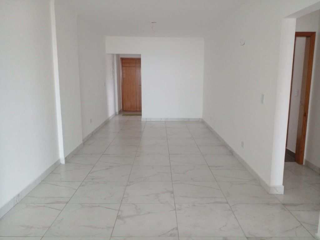 Apartamento em Praia Grande, no bairro Boqueirão