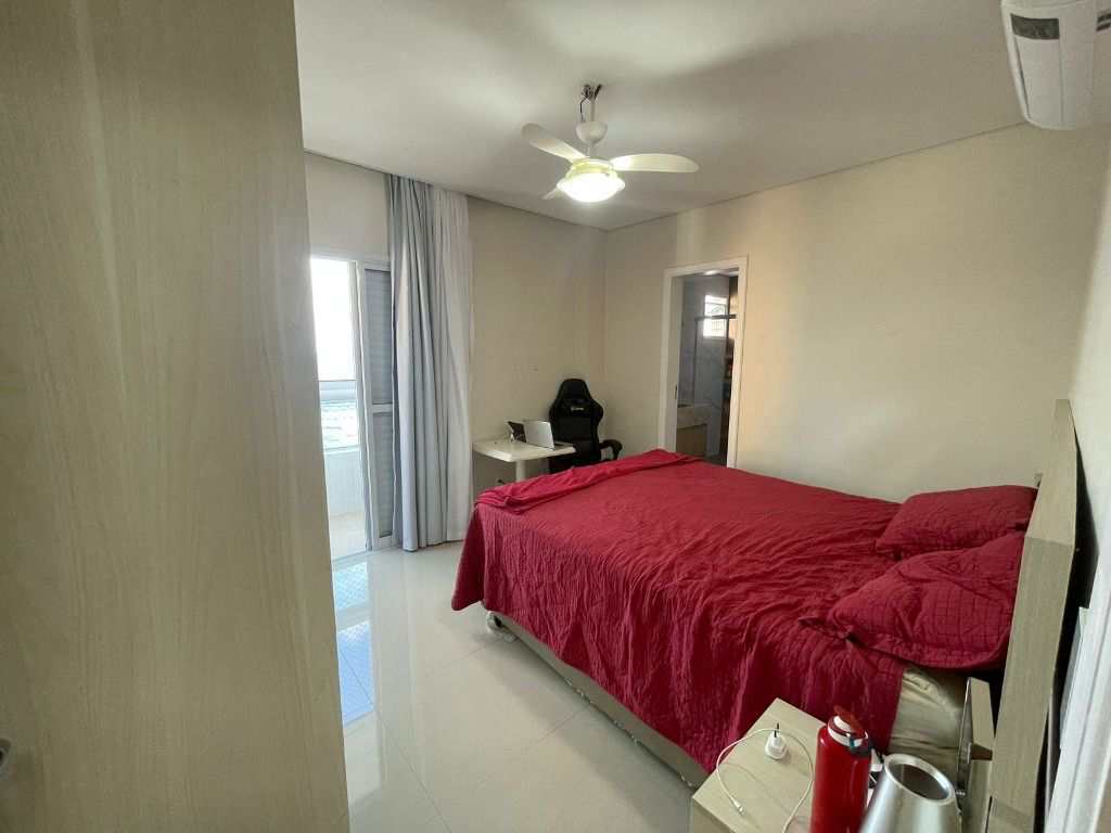 Apartamento em Praia Grande, no bairro Guilhermina