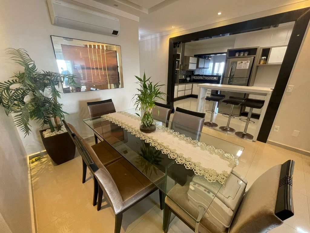 Apartamento em Praia Grande, no bairro Guilhermina