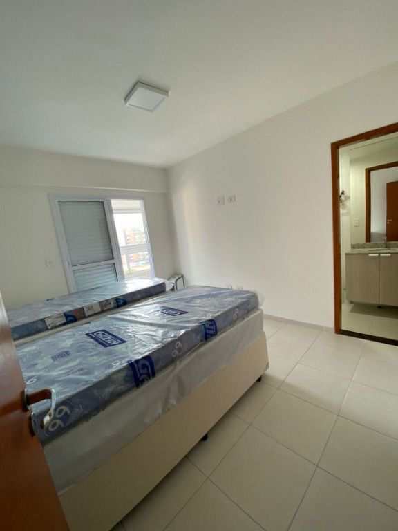 Apartamento em Praia Grande, no bairro Guilhermina