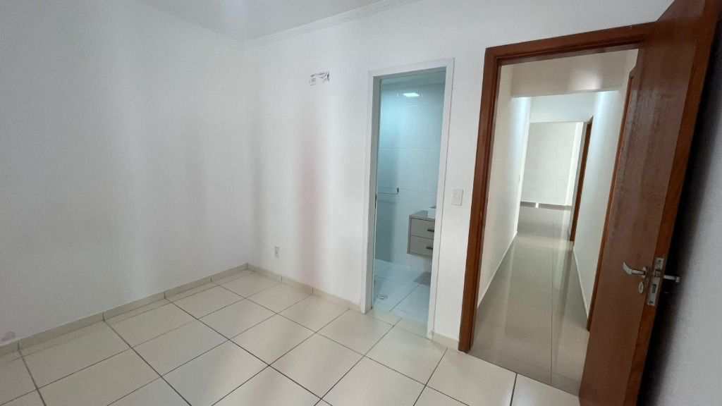 Apartamento em Praia Grande, no bairro Guilhermina