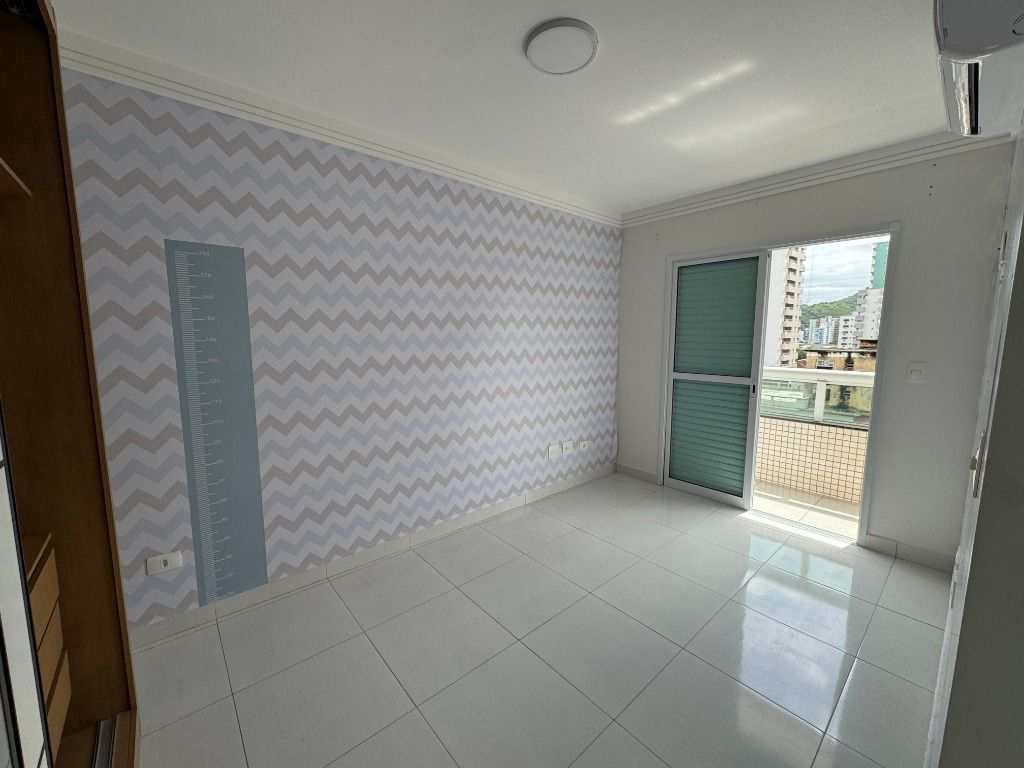 Apartamento em Praia Grande, no bairro Boqueirão