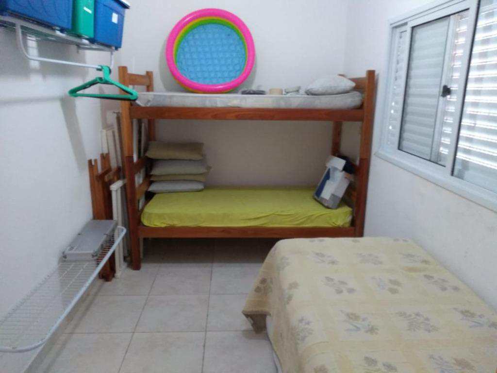 Sobrado em Praia Grande, no bairro Guilhermina