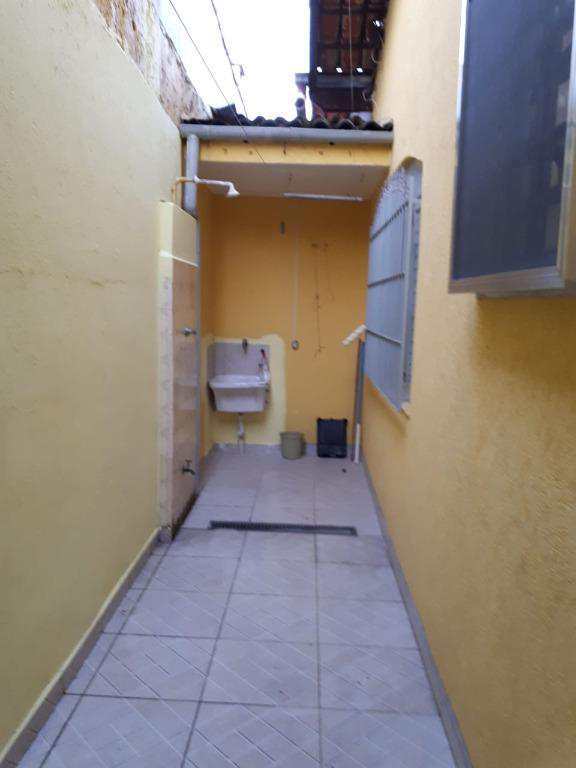 Casa em Praia Grande, no bairro Guilhermina