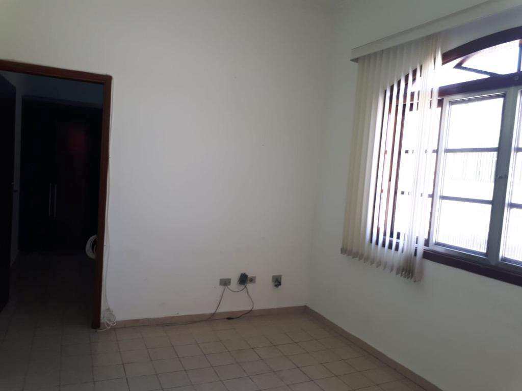 Casa em Praia Grande, no bairro Guilhermina