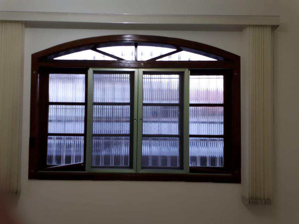 Casa em Praia Grande, no bairro Guilhermina