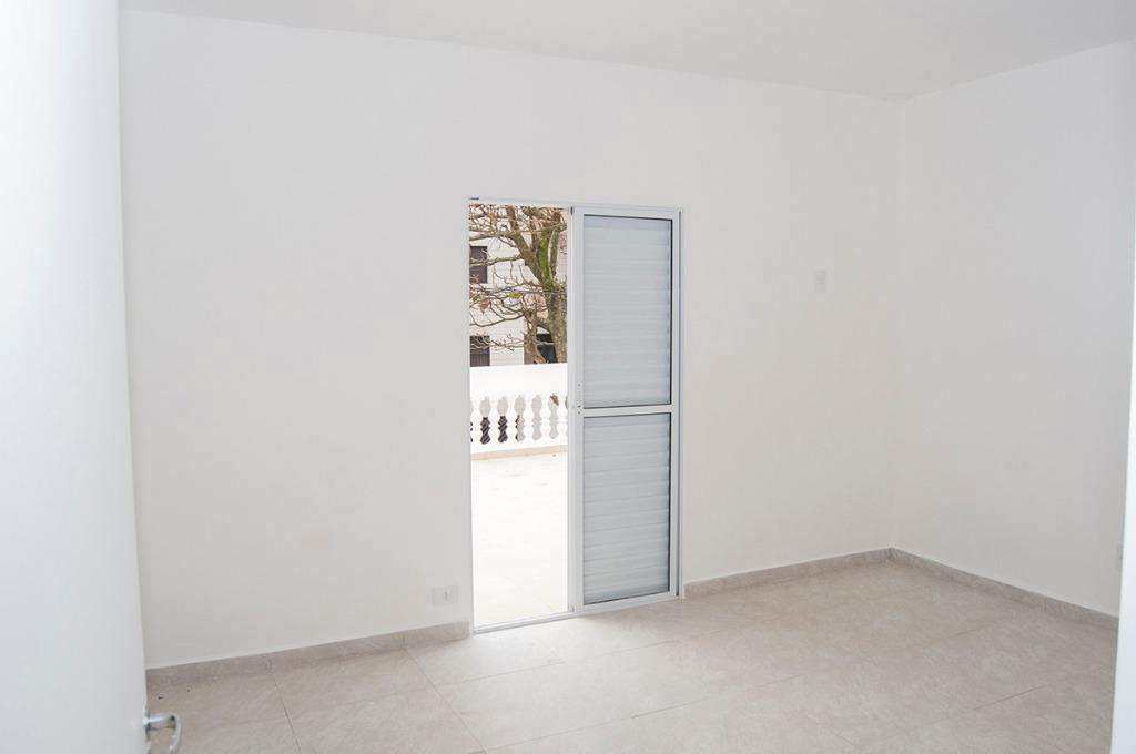 Sobrado em Praia Grande, no bairro Tupi