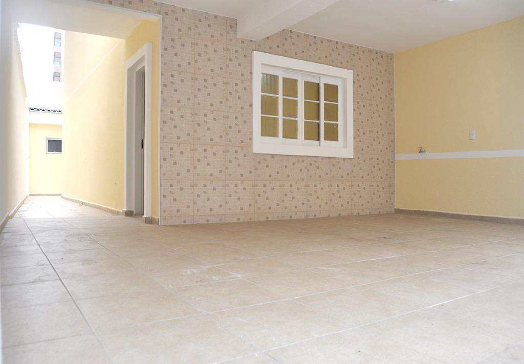 Sobrado em Praia Grande, no bairro Tupi