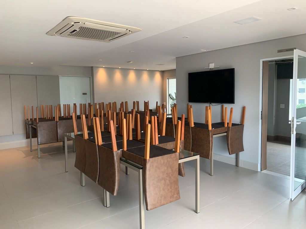 Apartamento em Praia Grande, no bairro Canto do Forte