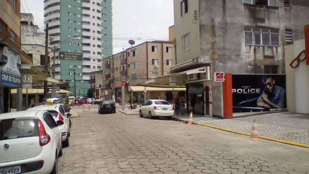 Loja em Praia Grande, no bairro Boqueirão