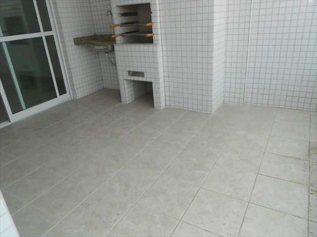 Apartamento em Praia Grande, no bairro Guilhermina