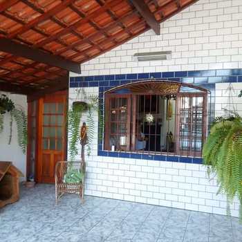 Casa em Praia Grande, bairro Guilhermina