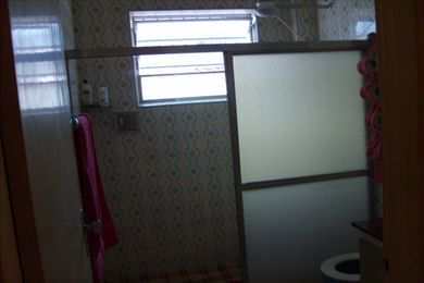 Casa em Praia Grande, no bairro Guilhermina