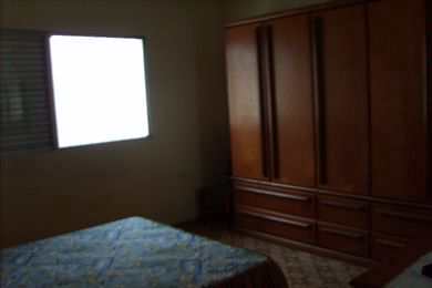 Casa em Praia Grande, no bairro Guilhermina
