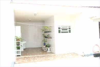 Casa em Praia Grande, no bairro Guilhermina