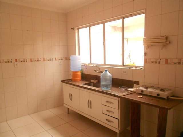 Casa em Praia Grande, no bairro Guilhermina
