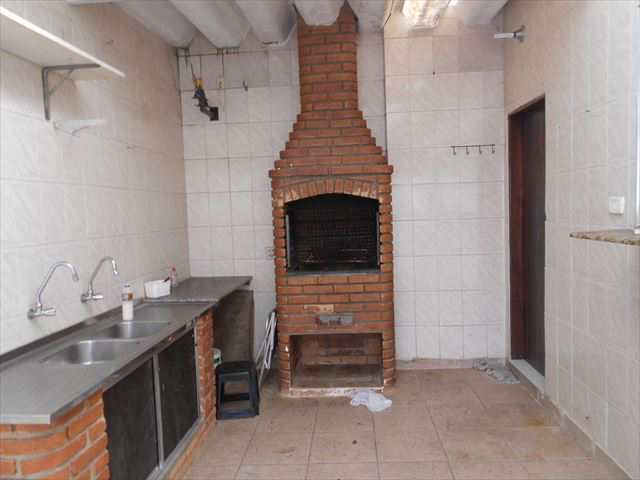 Casa em Praia Grande, no bairro Guilhermina