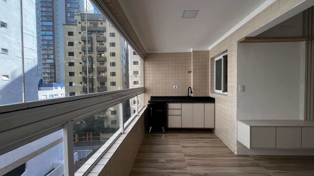Apartamento em Praia Grande, no bairro Guilhermina
