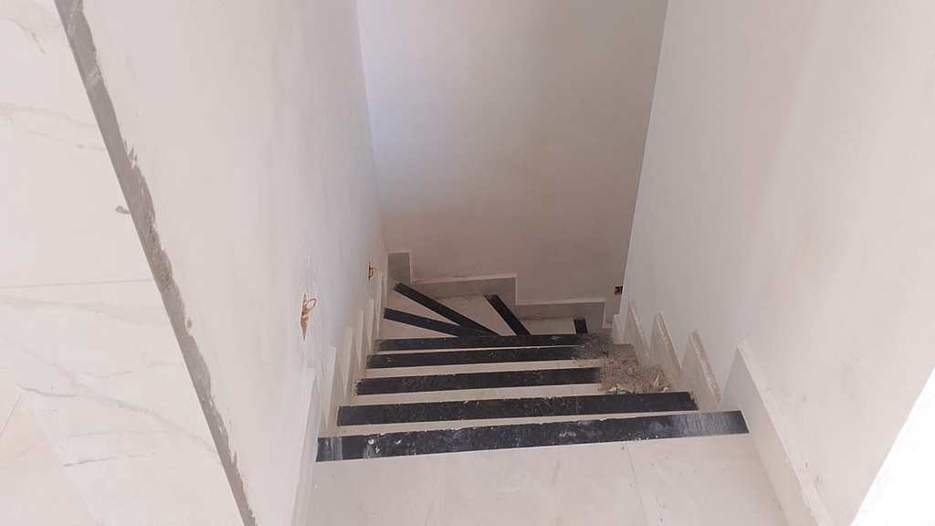 Casa de Condomínio em Praia Grande, no bairro Guilhermina