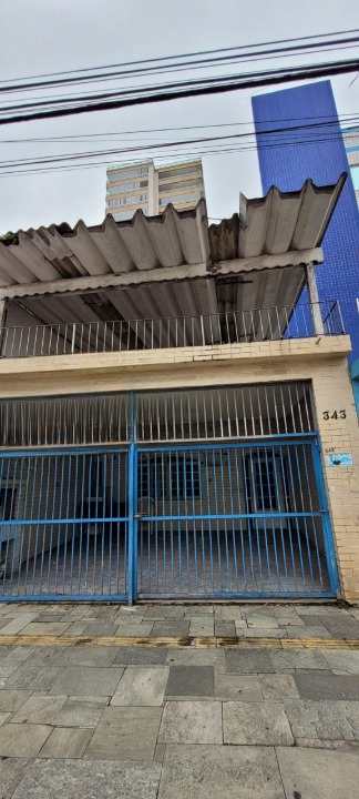 Sobrado em Praia Grande, no bairro Boqueirão