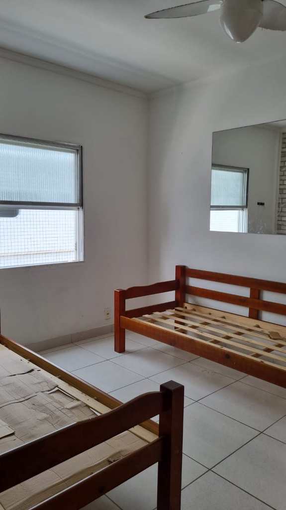 Kitnet em Praia Grande, no bairro Boqueirão