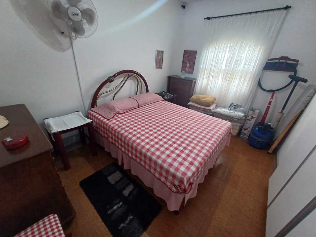 Casa em Itanhaém, no bairro Jardim Suarão (Praia)