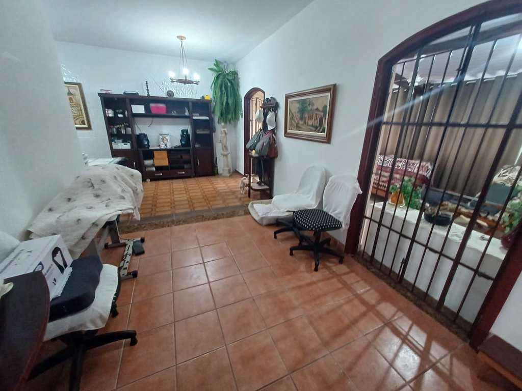 Casa em Itanhaém, no bairro Jardim Suarão (Praia)