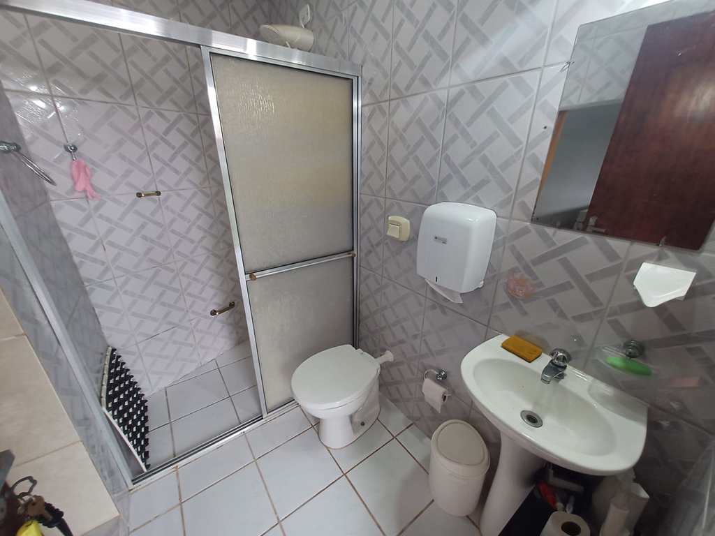 Casa em Itanhaém, no bairro Jardim Suarão (Praia)