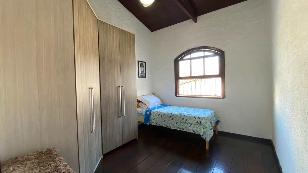 Casa em Praia Grande, no bairro Canto do Forte