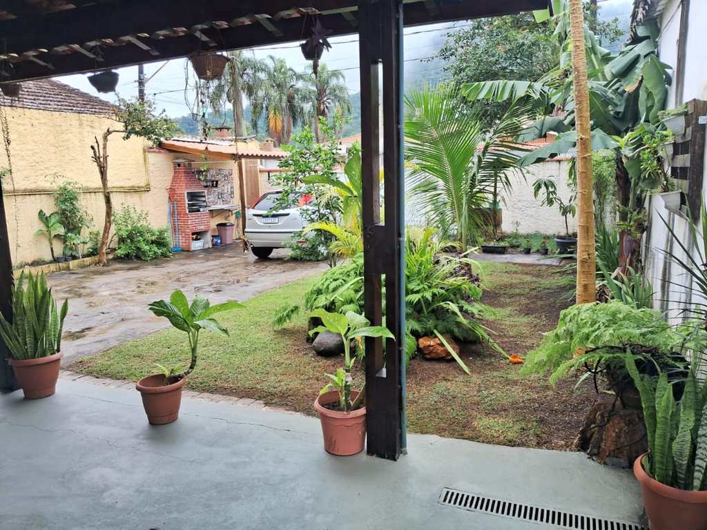 Casa em Praia Grande, no bairro Canto do Forte