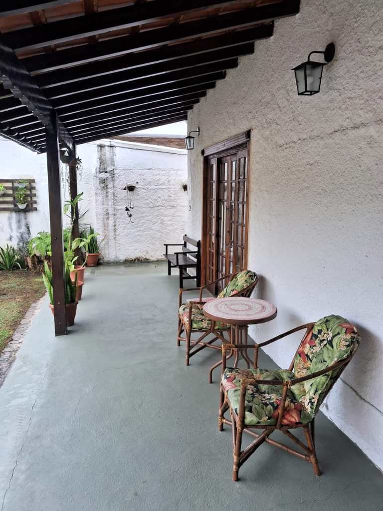Casa em Praia Grande, no bairro Canto do Forte