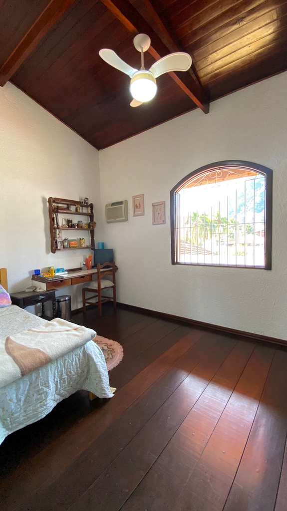 Casa em Praia Grande, no bairro Canto do Forte