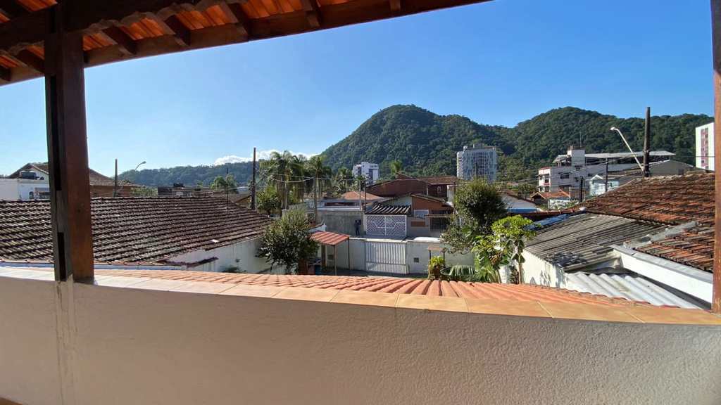 Casa em Praia Grande, no bairro Canto do Forte