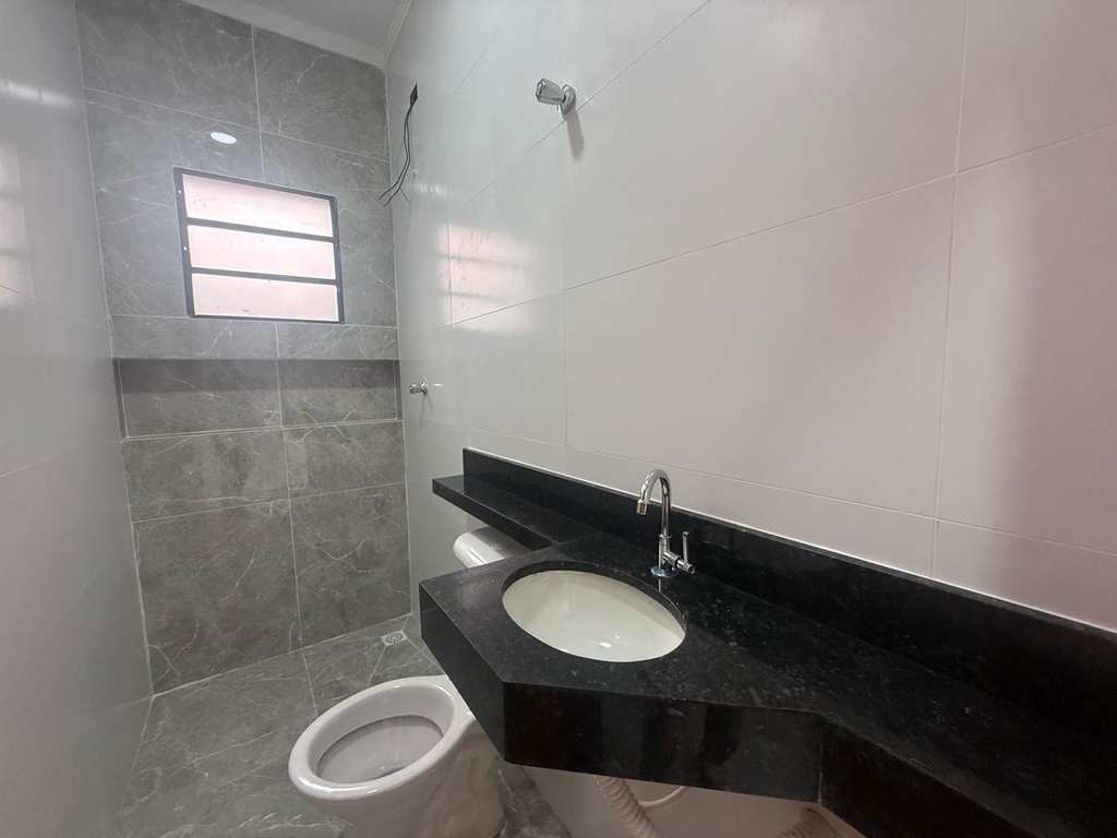 Casa em Mongaguá, no bairro Balneário Samas