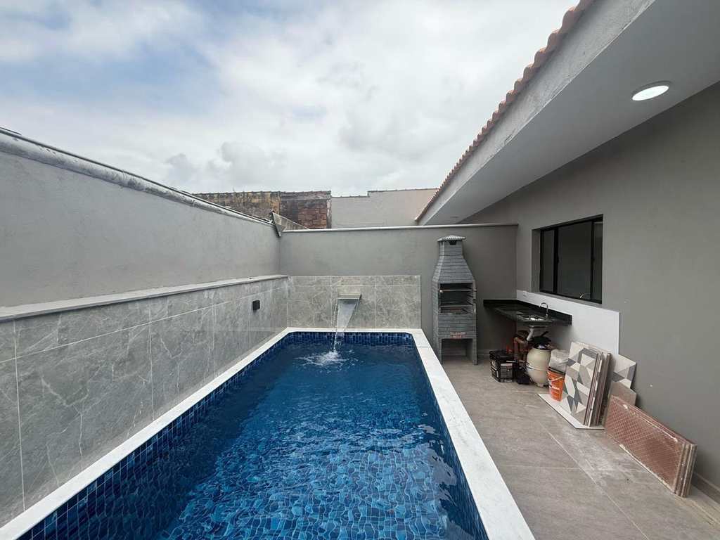 Casa em Mongaguá, no bairro Balneário Samas