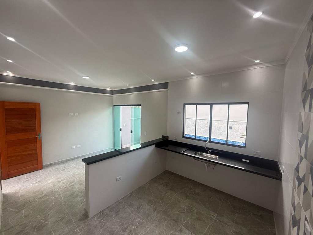 Casa em Mongaguá, no bairro Balneário Samas
