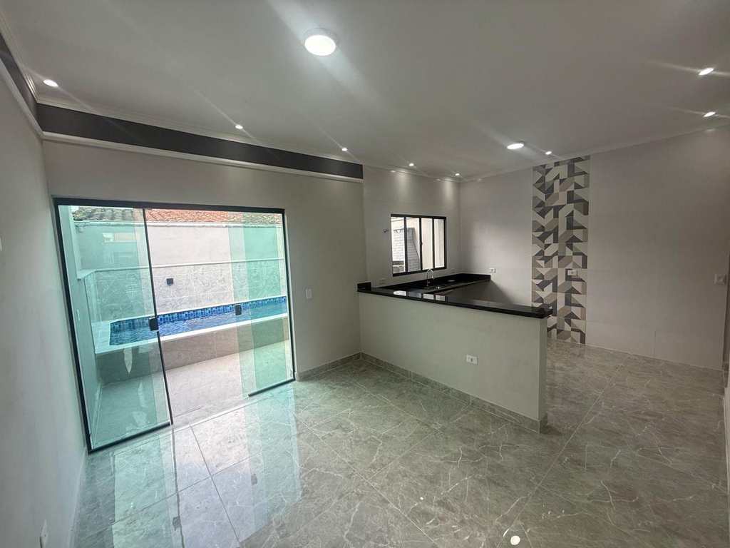Casa em Mongaguá, no bairro Balneário Samas