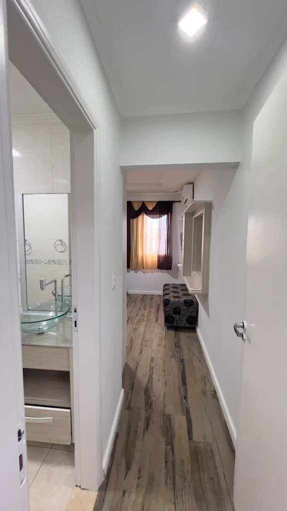 Apartamento em Mongaguá, no bairro Centro