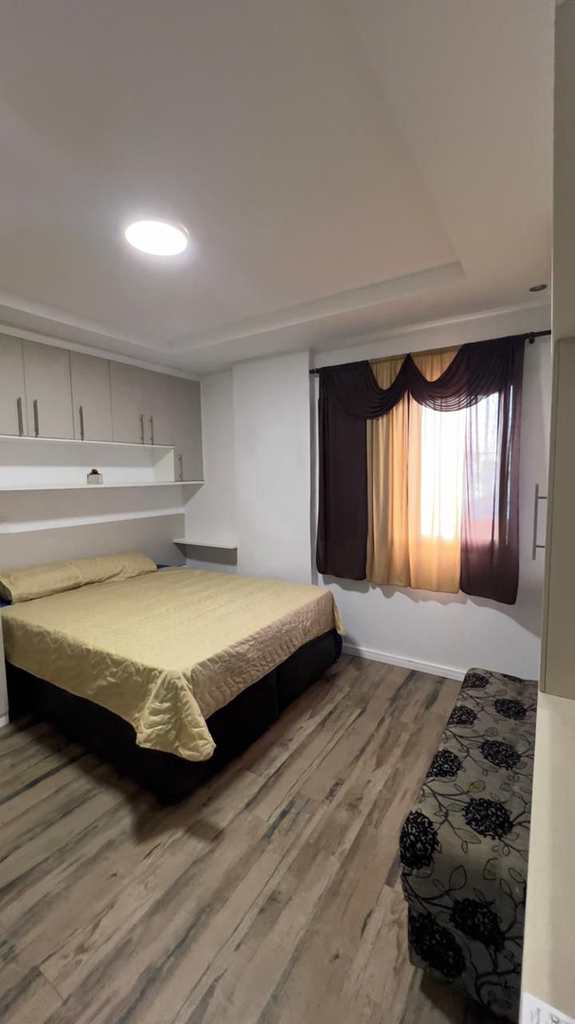 Apartamento em Mongaguá, no bairro Centro