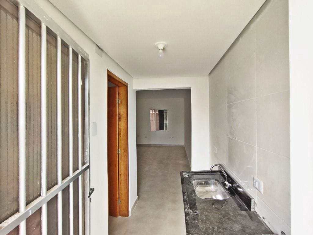 Kitnet em Praia Grande, no bairro Canto do Forte