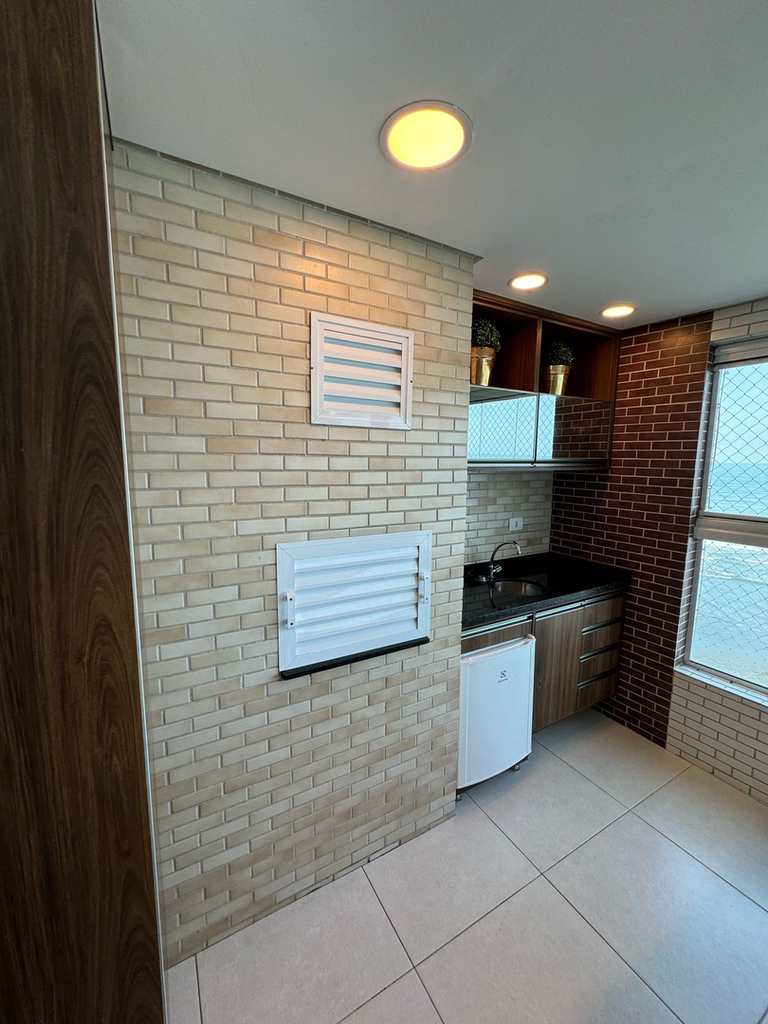 Apartamento em Mongaguá, no bairro Centro
