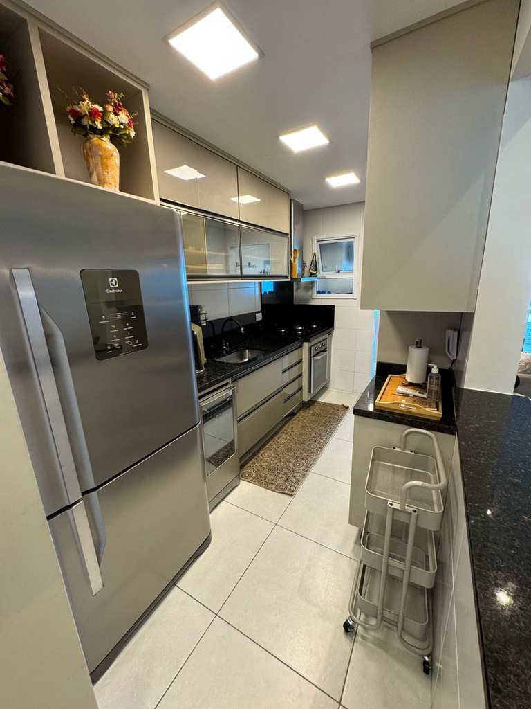 Apartamento em Mongaguá, no bairro Centro