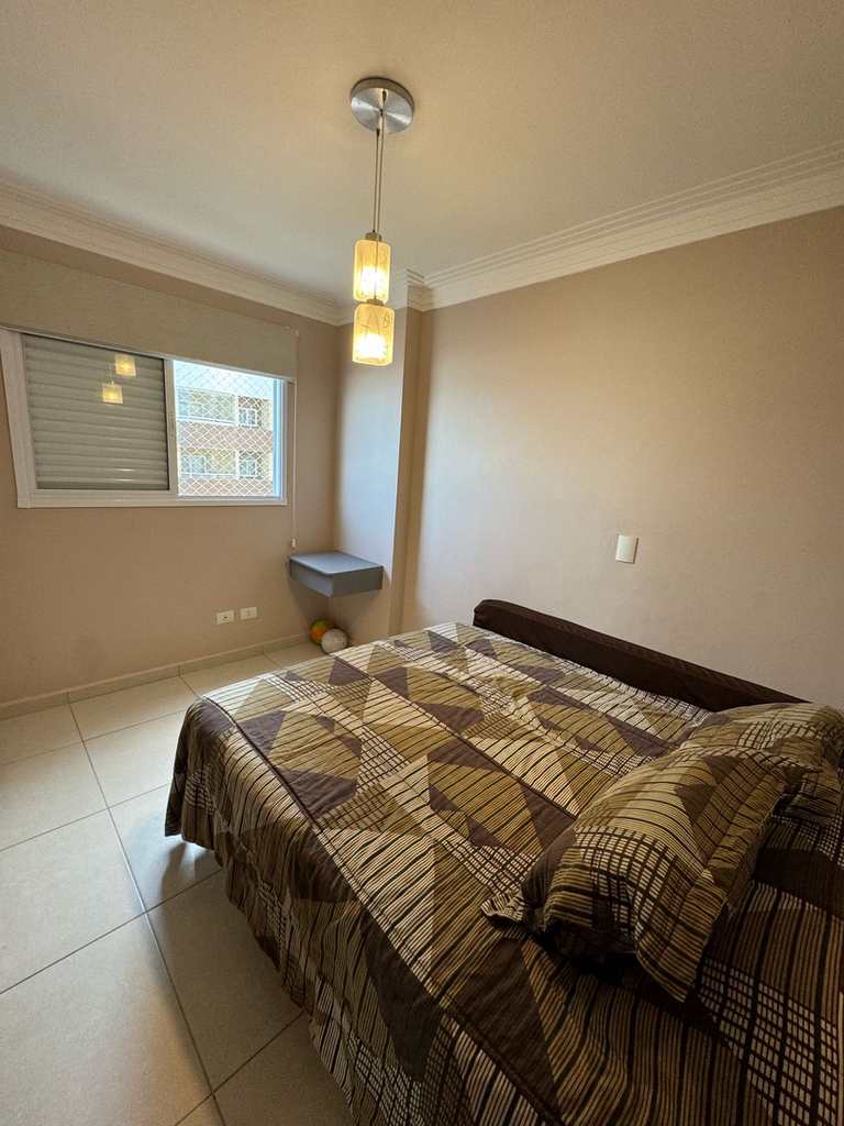 Apartamento em Mongaguá, no bairro Centro