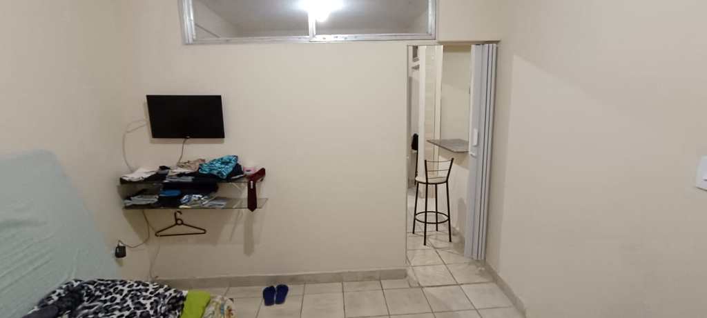 Kitnet em Praia Grande, no bairro Guilhermina