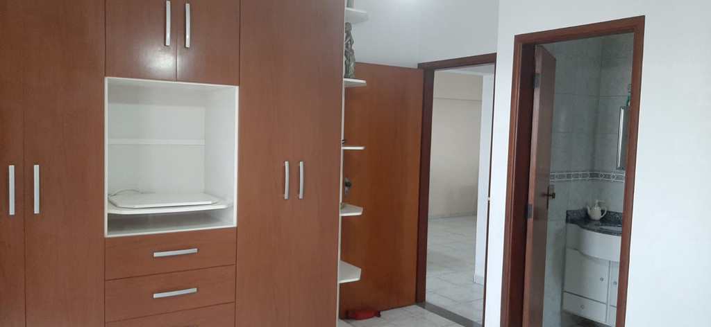 Apartamento em Praia Grande, no bairro Tupi