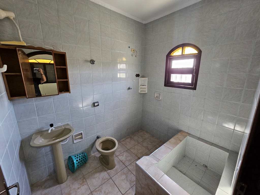 Casa em Mongaguá, no bairro Agenor de Campos