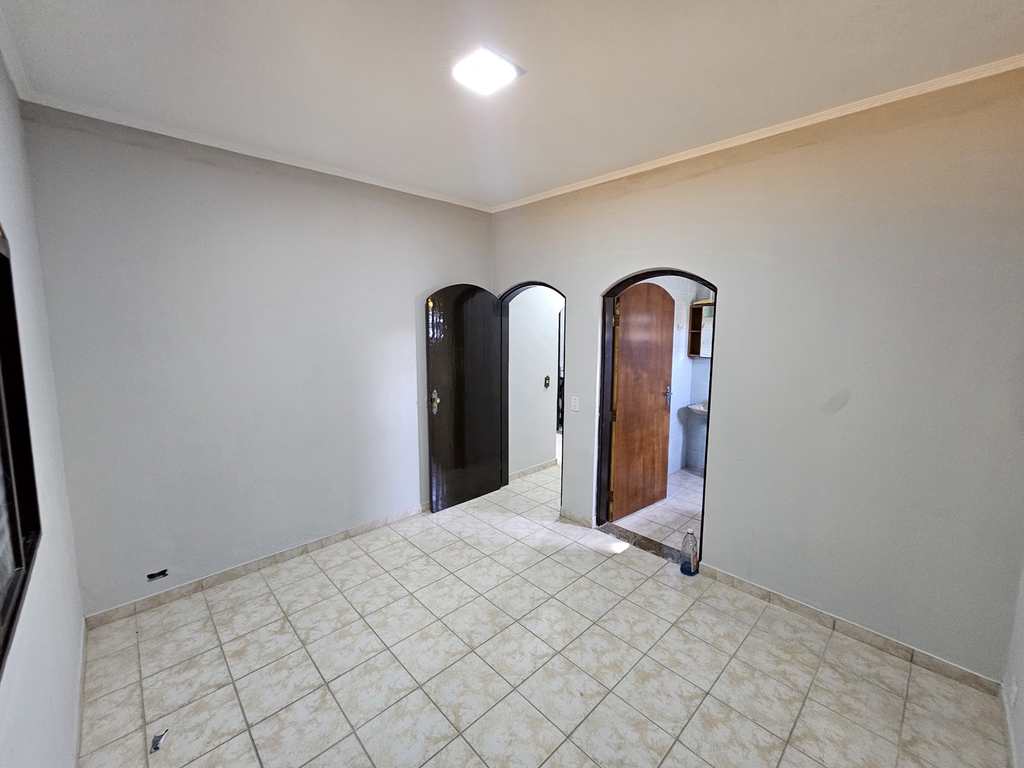 Casa em Mongaguá, no bairro Agenor de Campos